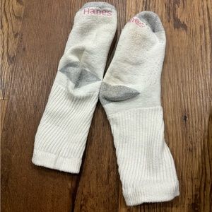 Crew white Hanes sock
